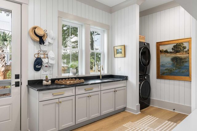 452 Morrison Street, Mount Pleasant, SC 29464