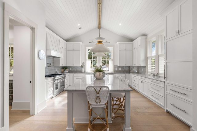 452 Morrison Street, Mount Pleasant, SC 29464