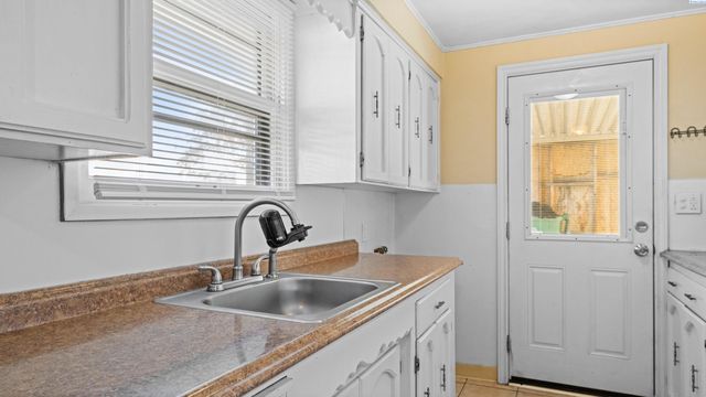 219 W 10th St., Kennewick, WA 99337