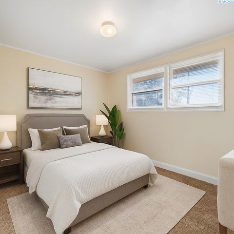 219 W 10th St., Kennewick, WA 99337