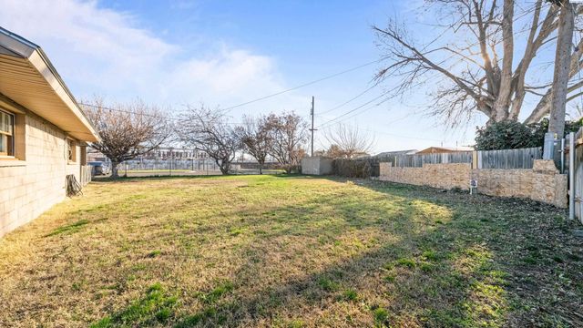 219 W 10th St., Kennewick, WA 99337