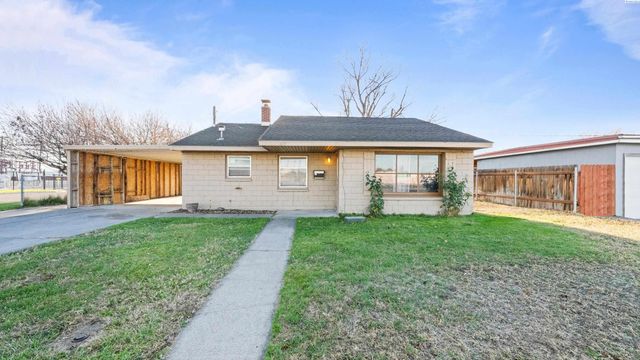 219 W 10th St., Kennewick, WA 99337