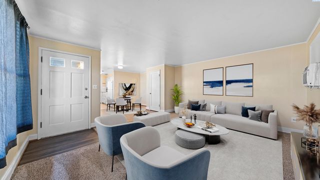 219 W 10th St., Kennewick, WA 99337