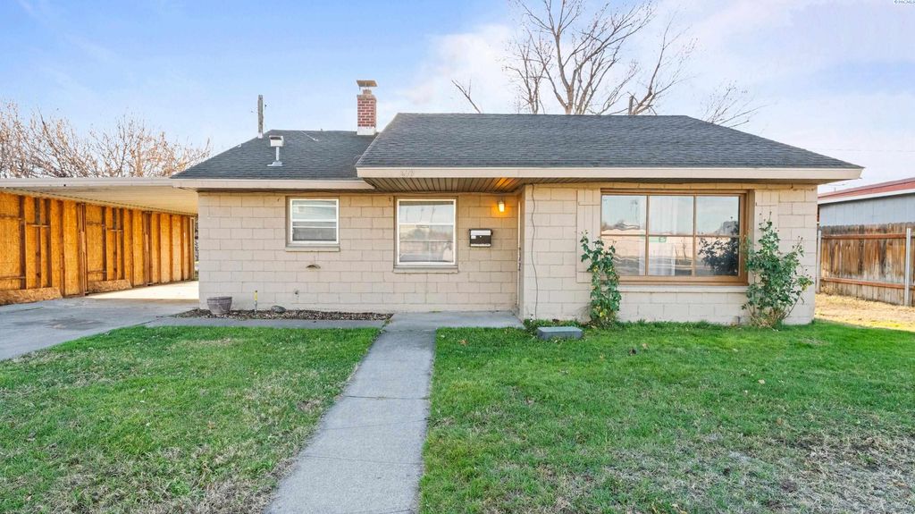 219 W 10th St., Kennewick, WA 99337