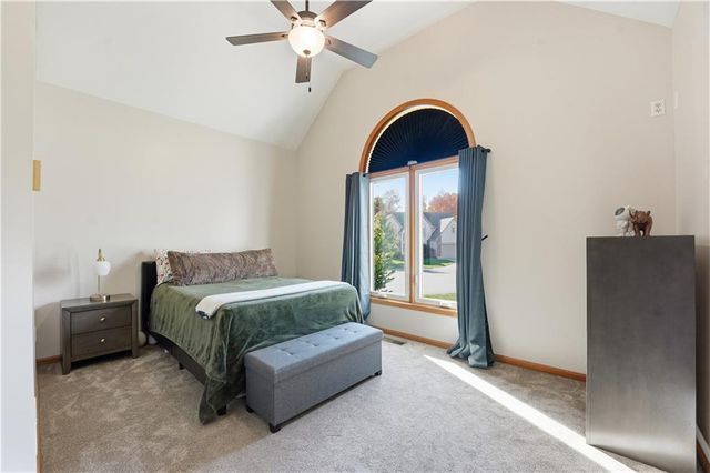 507 NW Timber Ridge Trail, Lee's Summit, MO 64081