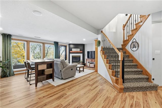 507 NW Timber Ridge Trail, Lee's Summit, MO 64081