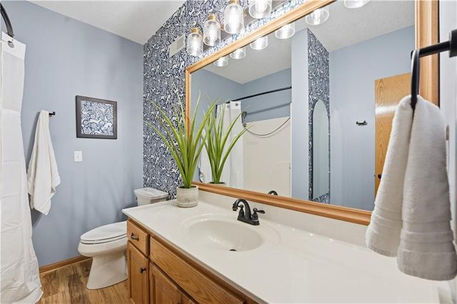 507 NW Timber Ridge Trail, Lee's Summit, MO 64081