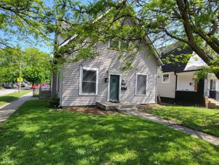 4502 Unit 1 E Washington Street, Indianapolis, IN 46201