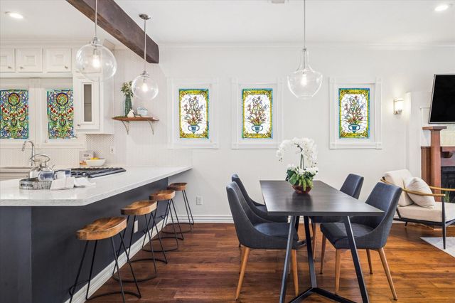 709 Walton Street, Houston, TX 77009