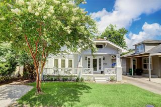 709 Walton Street, Houston, TX 77009