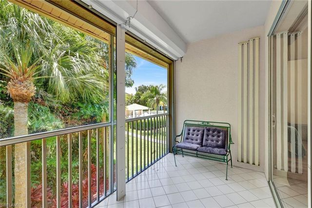 326 Bradstrom CIR 204F, Naples, FL 34113