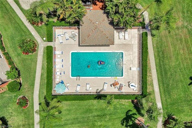 326 Bradstrom CIR 204F, Naples, FL 34113