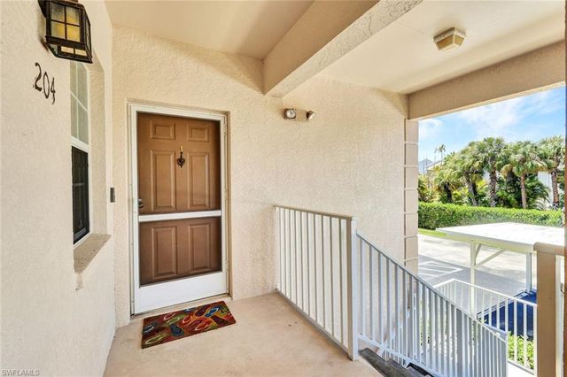 326 Bradstrom CIR 204F, Naples, FL 34113