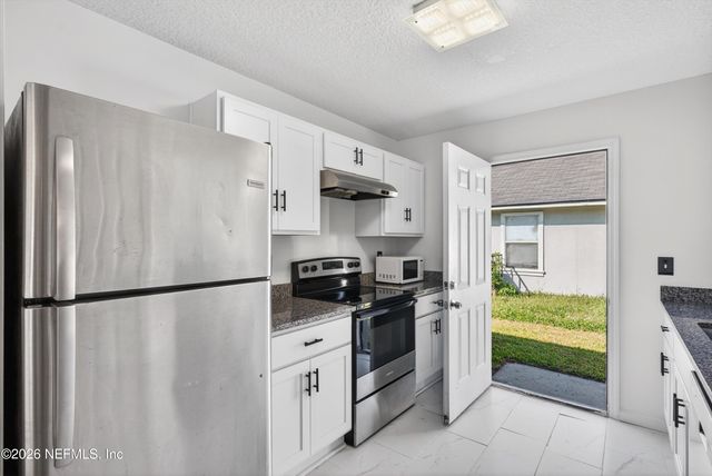 7926 JASPER Avenue, Jacksonville, FL 32211