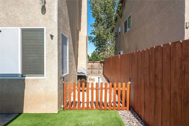 12260 Eugene, Victorville, CA 92392