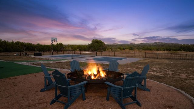 205 S FLAT ROCK WAY, Johnson City, TX 78636