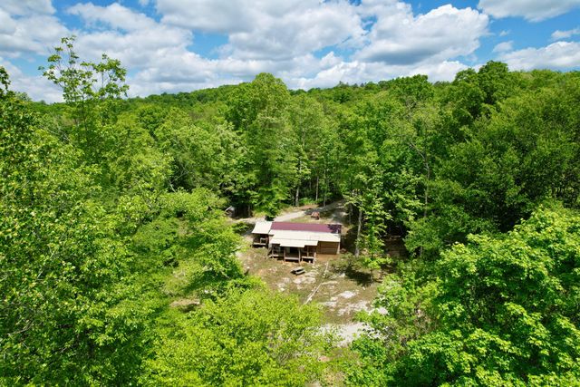 217 Ralph Troxell Road, Monticello, KY 42633