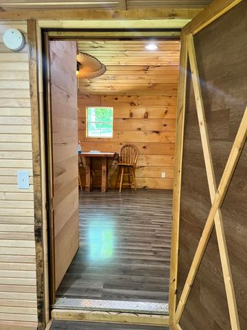 217 Ralph Troxell Road, Monticello, KY 42633