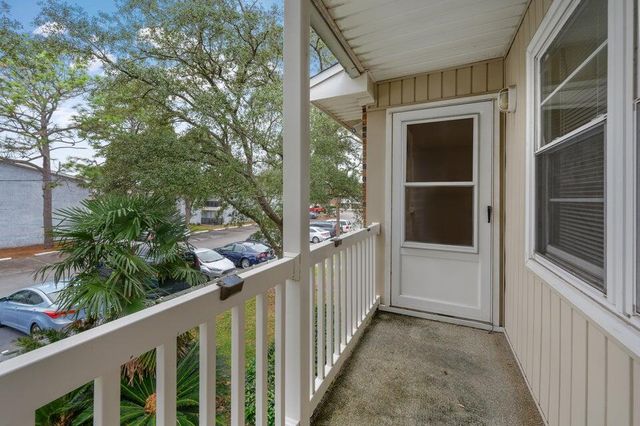 613 Colonial Drive, Apt 5, Fort Walton Beach, FL 32547