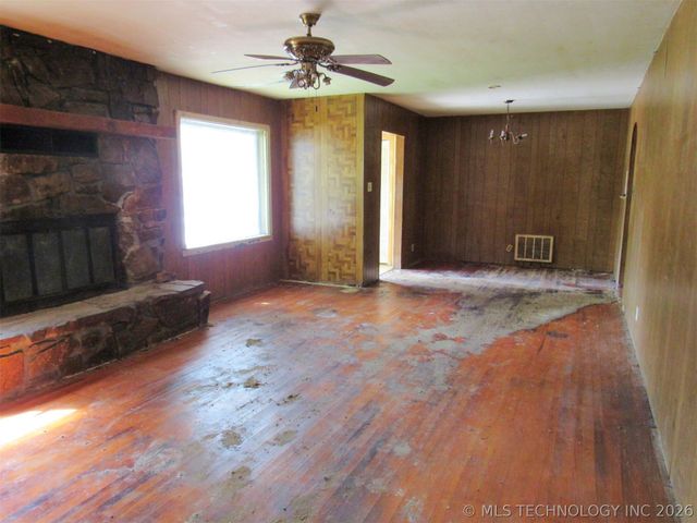 324 SE Edgewood Avenue, Bartlesville, OK 74006