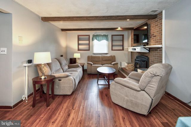 1612 WEYBURN RD, Baltimore, MD 21237