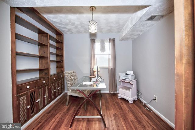 1612 WEYBURN RD, Baltimore, MD 21237