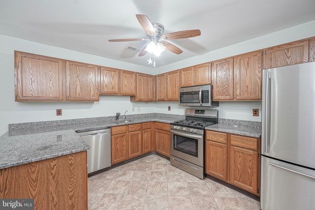 323 WHITTIER CT, Sewell, NJ 08080