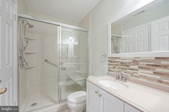 323 WHITTIER CT, Sewell, NJ 08080
