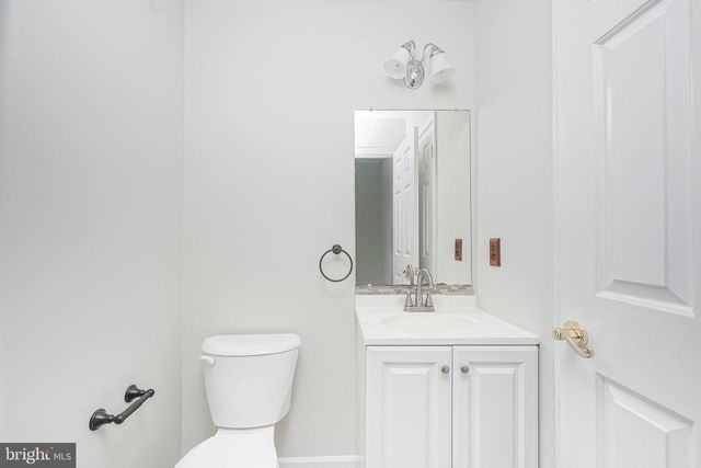 323 WHITTIER CT, Sewell, NJ 08080