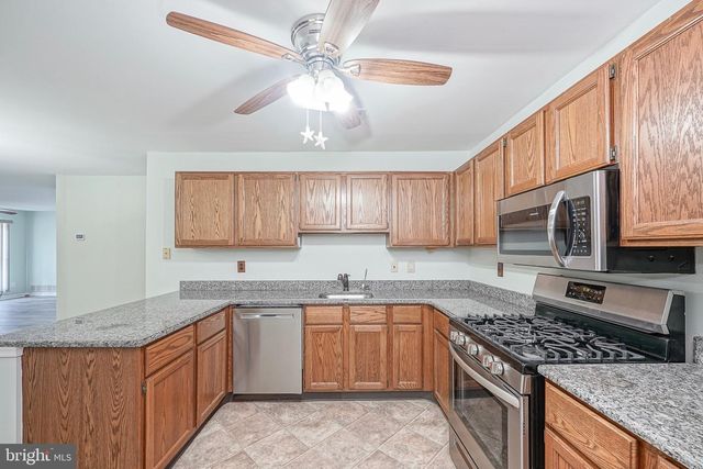 323 WHITTIER CT, Sewell, NJ 08080