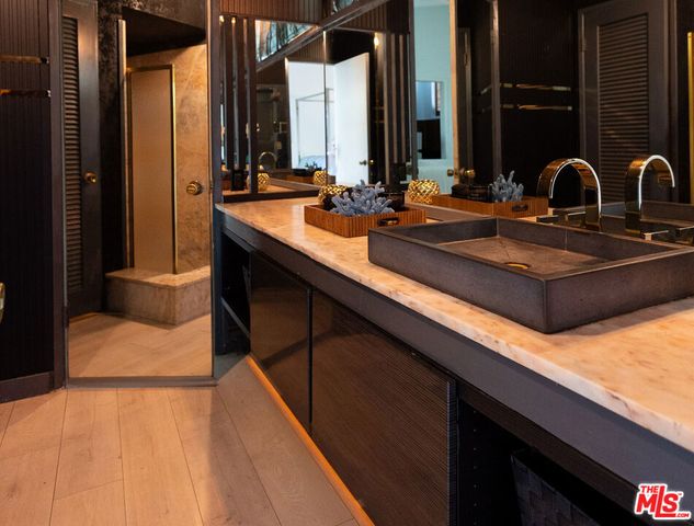 9924 Beverly Grove Drive, Beverly Hills, CA 90210