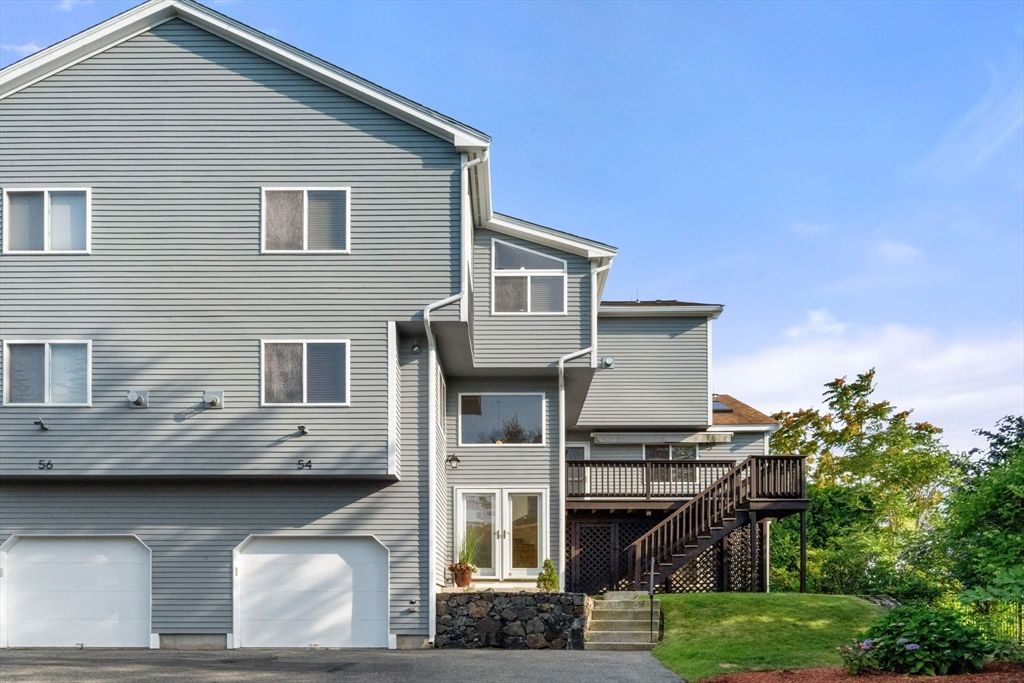 54 Cavendish Circle 54, Salem, MA 01970