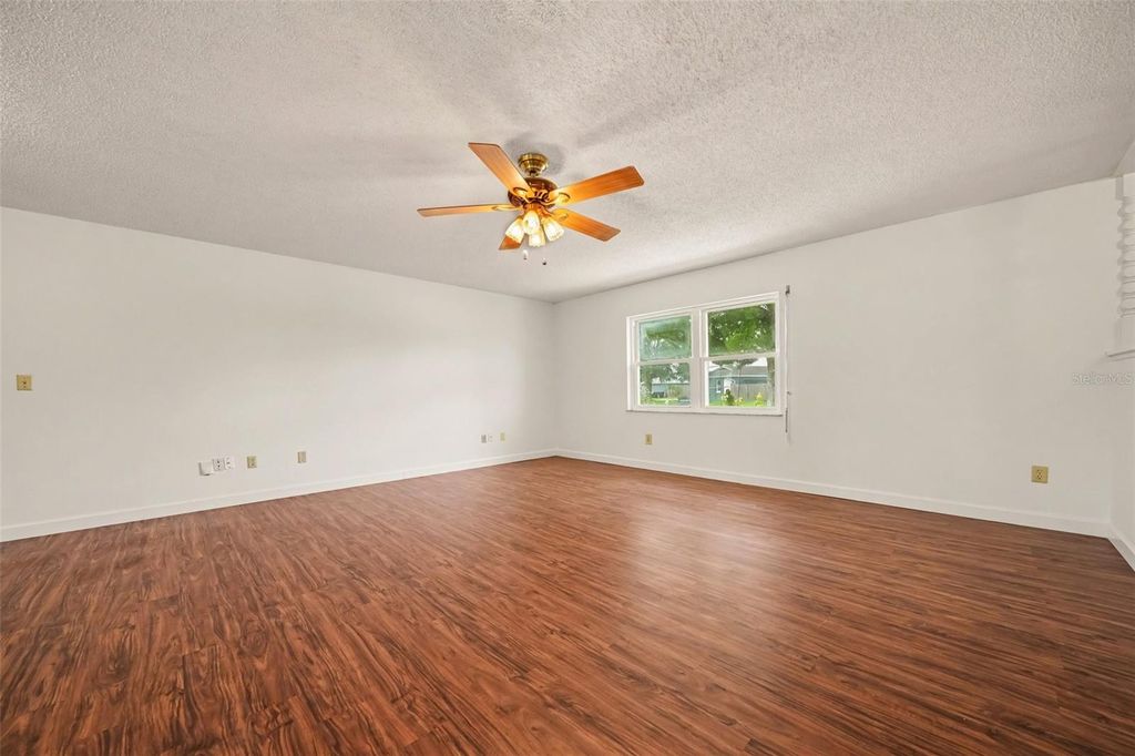 Image 21 of property listing at 1429 NOLTON WAY, Orlando, FL 32822
