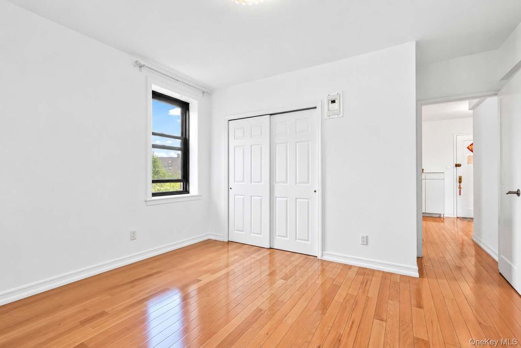 140-08 28th Road 5F, Flushing, NY 11354 — photo 5