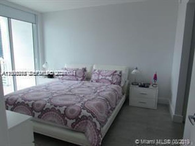 951 Brickell Ave 1607, Miami, FL 33131