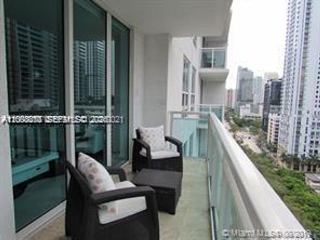 951 Brickell Ave 1607, Miami, FL 33131