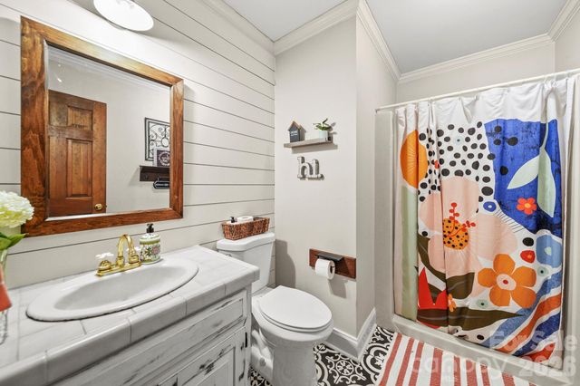 2530 Heritage Circle, Statesville, NC 28625