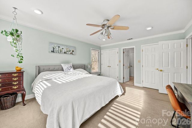 2530 Heritage Circle, Statesville, NC 28625