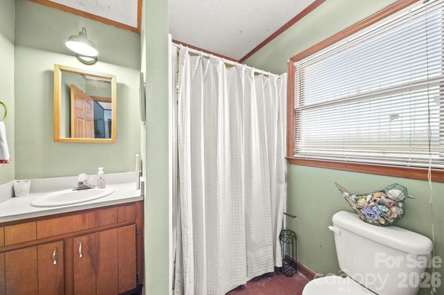 2530 Heritage Circle, Statesville, NC 28625