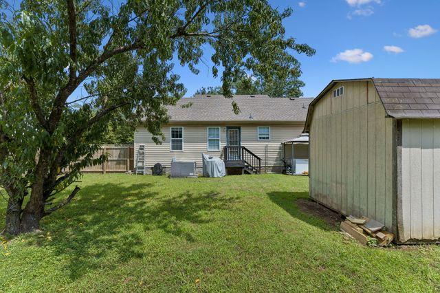 1508 Caney Fork Ct, La Vergne, TN 37086