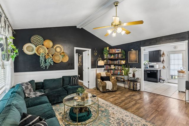 1508 Caney Fork Ct, La Vergne, TN 37086