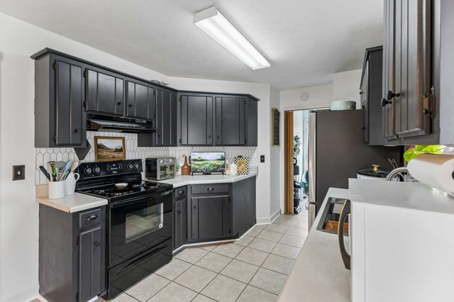 1508 Caney Fork Ct, La Vergne, TN 37086