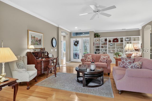 2 Crowell Ct, Bluffton, SC 29909