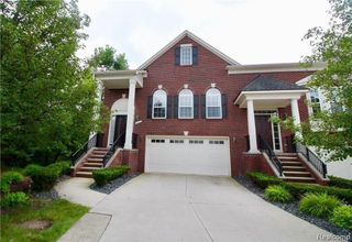 806 Red Run Drive, Troy, MI 48085