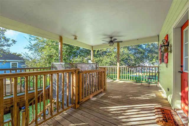 122 Bank Street, Lake Charles, LA 70607