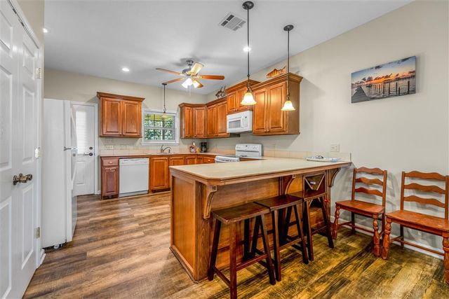 122 Bank Street, Lake Charles, LA 70607