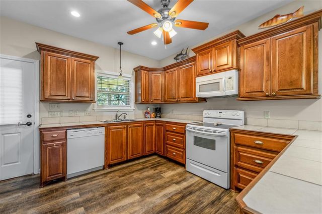 122 Bank Street, Lake Charles, LA 70607