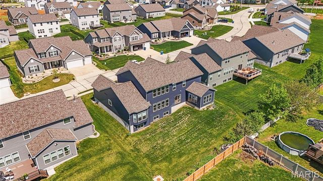 365 Kreder Ridge Circle, St Charles, MO 63304