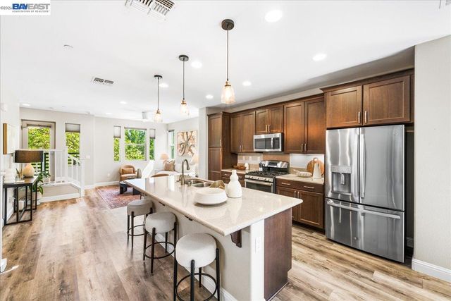2707 Hollingbury Cmn, Livermore, CA 94550