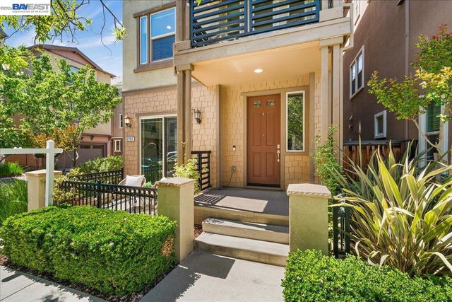 2707 Hollingbury Cmn, Livermore, CA 94550